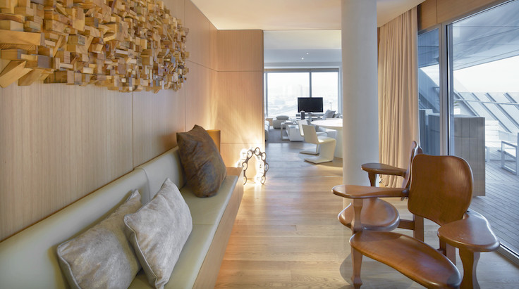 Extreme WOW Suite Living Area with Gaudi's Bench