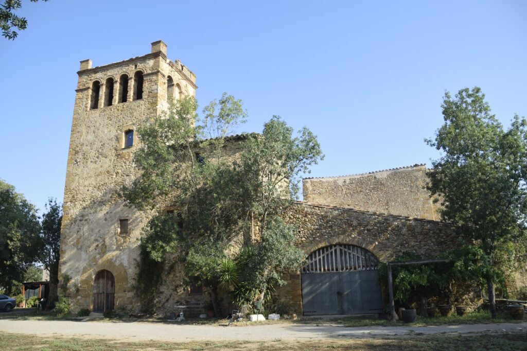 Costa-Brava-Private-Tour-Art-and-Galleries-Joan-Permanyer-1024x682
