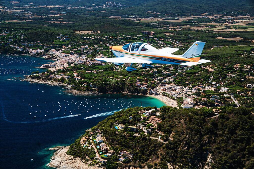 Costa-Brava-Private-Tour-Vuelo-en-avioneta-Small-Plane-Flight-1-1024x683