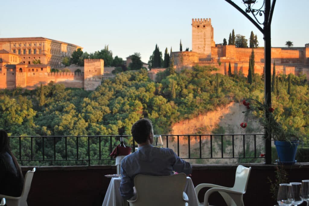 Private-Tour-Andalucia-Albaicín-Tour-5-1024x685